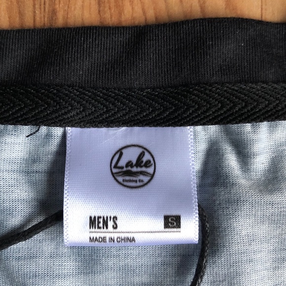 NEW Flathead Lake Montana Shirt Black Small Men’s - Picture 5 of 14